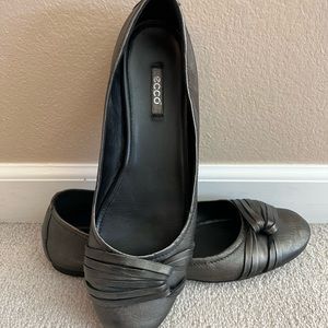 Pewter Ecco Flats